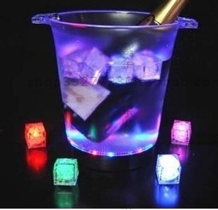 น้ำแข็งเปลี่ยนสีได้