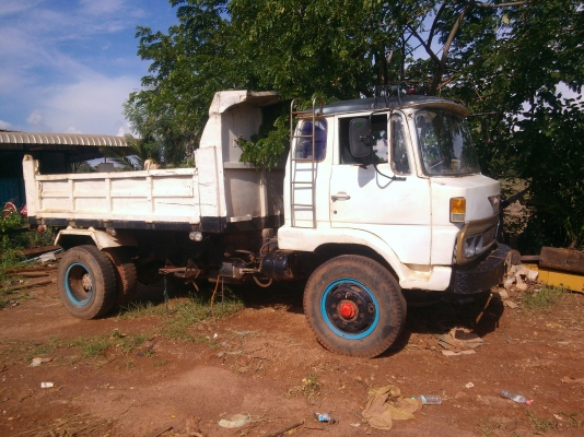 หกล้อ KL เครื่องEL100 ดั้มเฟืองท้าย200 ราคา255,000 -0895770265