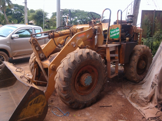 รถตักพร้อมใช้งาน 255,000 -0895770265 รถตักพร้อมใช้งาน 255,000 -0895770265