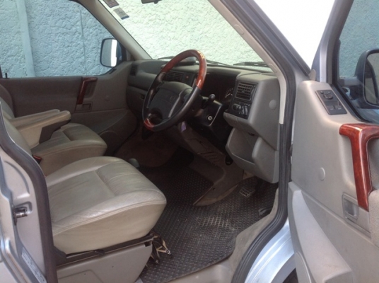 1999 VOLKSWAGEN, CARAVELLE 2.5 GL