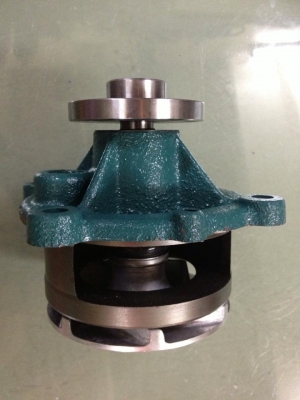 ปั้มน้ำ VOLVO