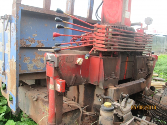 ISUZU-NPR.ดั้ม.เครนยูนิค.2.5ตันท้องวี.ไม่มีเครื่อง-ไม่ทะเบียน--อย่างอื่นครบขายตามสภาพครับ-ราคา360.000.บ