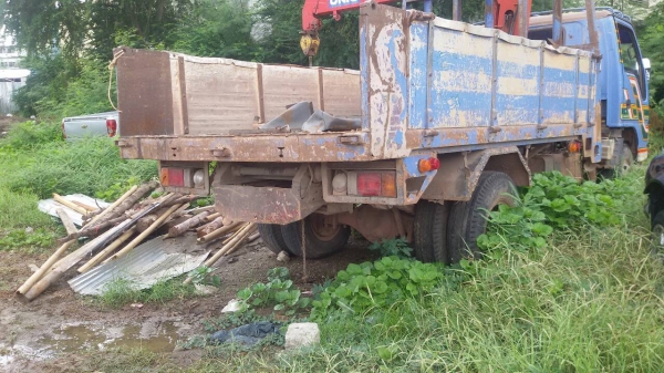 ISUZU-NPR.ดั้ม.เครนยูนิค.2.5ตันท้องวี.ไม่มีเครื่อง-ไม่ทะเบียน--อย่างอื่นครบขายตามสภาพครับ-ราคา360.000.บ