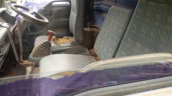 ISUZU-NPR.ดั้ม.เครนยูนิค.2.5ตันท้องวี.ไม่มีเครื่อง-ไม่ทะเบียน--อย่างอื่นครบขายตามสภาพครับ-ราคา360.000.บ