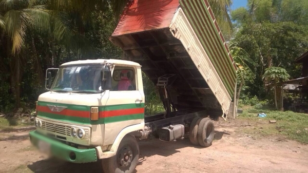 ขายรถบรรทุกหกล้อดัมพ์ Hino KM310 เครื่อง 90 แรง แชสซีสวย ทะเบียนพร้อม