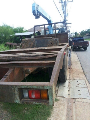 รถอีซูซุ 10 ล้อ เครน 3.5 ตัน.  FVZ  175 แรงม้า.  สนใจติดต่อ  081 - 6079515