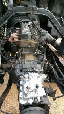 ขาย ISUZU FTR เครื่อง 6BD1 165 แรง แน่นมาก คัสซีสวยมาก  ยาว 6 เมตร ช่วงล้อ 5 เมตร เบรคลมดัน หัวผุ ทะเบียน ม79 จดปี 32