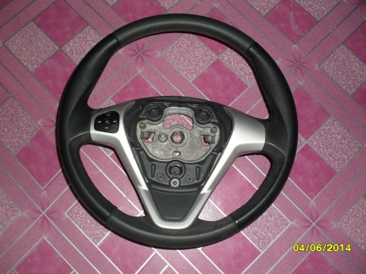 ขายวงพวงมาลัย ฟอร์ด เรนเจอร์ ตัวใหม่ รุ่นมี แอร์แบ็ค สวยๆครับ