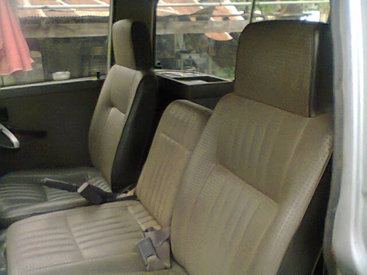ขายรถตู้ NISSAN เออร์แวน ปี93 เครื่อง Z 20 ขาย100,000บาท