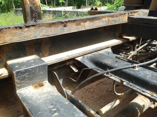 หกล้อดั้มอีซูสุ   FTR33F2  200 แรงม้า  ยาง1000-20 ( รถสวย )  พร้อมใช้งาน  เล่มพร้อม...