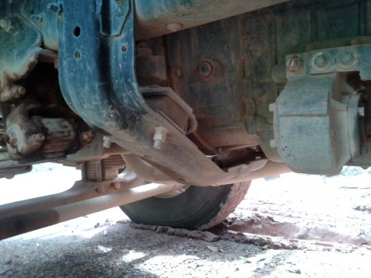 หกล้อดั้มอีซูสุ   FTR33F2  200 แรงม้า  ยาง1000-20 ( รถสวย )  พร้อมใช้งาน  เล่มพร้อม...