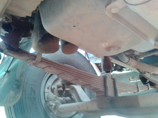 หกล้อดั้มอีซูสุ   FTR33F2  200 แรงม้า  ยาง1000-20 ( รถสวย )  พร้อมใช้งาน  เล่มพร้อม...