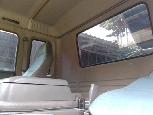 หกล้อดั้มอีซูสุ   FTR33F2  200 แรงม้า  ยาง1000-20 ( รถสวย )  พร้อมใช้งาน  เล่มพร้อม...