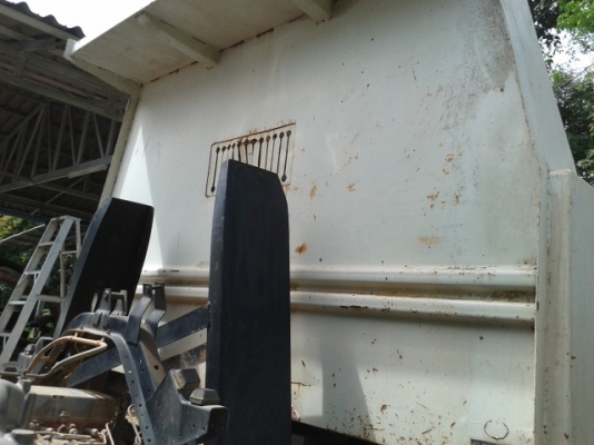 หกล้อดั้มอีซูสุ   FTR33F2  200 แรงม้า  ยาง1000-20 ( รถสวย )  พร้อมใช้งาน  เล่มพร้อม...