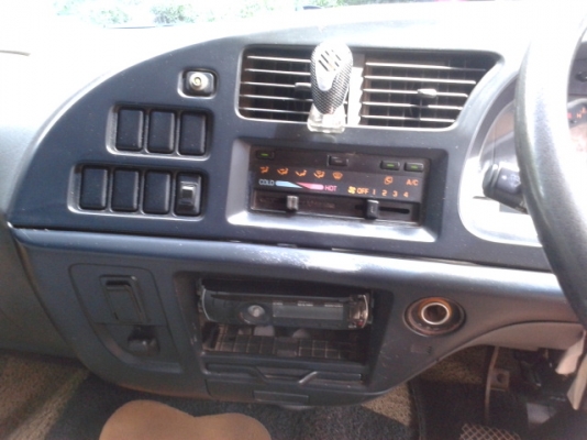 หกล้อดั้มอีซูสุ   FTR33F2  200 แรงม้า  ยาง1000-20 ( รถสวย )  พร้อมใช้งาน  เล่มพร้อม...