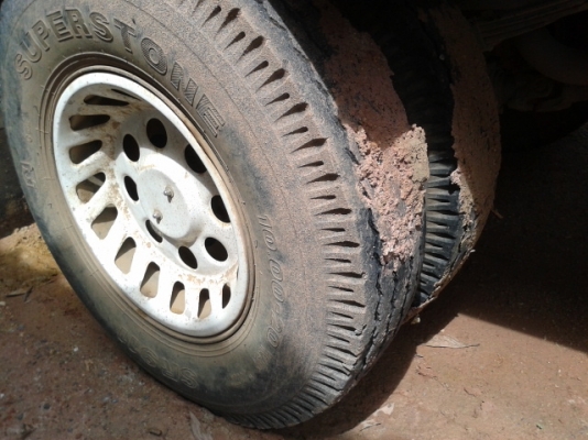 หกล้อดั้มอีซูสุ   FTR33F2  200 แรงม้า  ยาง1000-20 ( รถสวย )  พร้อมใช้งาน  เล่มพร้อม...