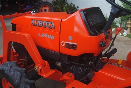ขายรถไถ Kubota L 3408 (4WD) พร้อมดันหน้าคานบนและโรตารี