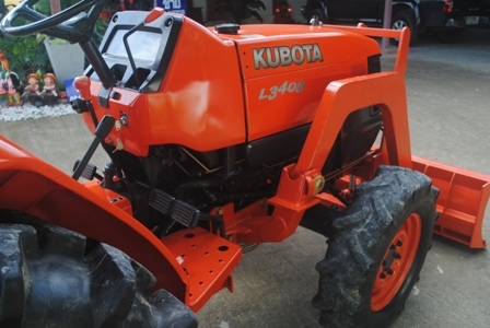 ขายรถไถ Kubota L 3408 (4WD) พร้อมดันหน้าคานบนและโรตารี