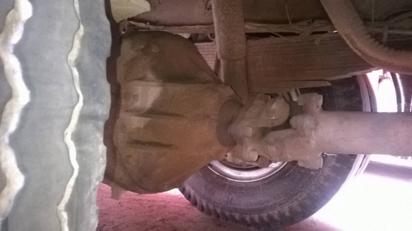 ขายรถแอร์  ป.2 คัสซีเบนซ์  เครื่องเบนซ์ เฟืองท้าย ISUZU รถใช้งานได้ แอร์เย็น ทะเบียนพร้อม