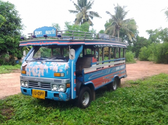 ขายรถอีซูซุ TL 85 สองแถวไม้พร้อมใช้งาน สภาพสวย คัชซีดี เครื่องดี วิ่งดีรถใช้งานอยู่ เอกสารทะเบียนพร้อมโอน สนใจติดต่อสอบถามใด้เลยค่ะ