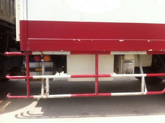 ขายรถบรรทุก6ล้อตู้เย็น