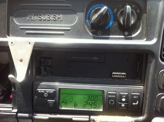 ขายรถบรรทุก6ล้อตู้เย็น