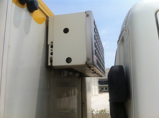 ขายรถบรรทุก6ล้อตู้เย็น