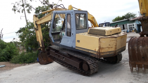 รถเเม็คโค