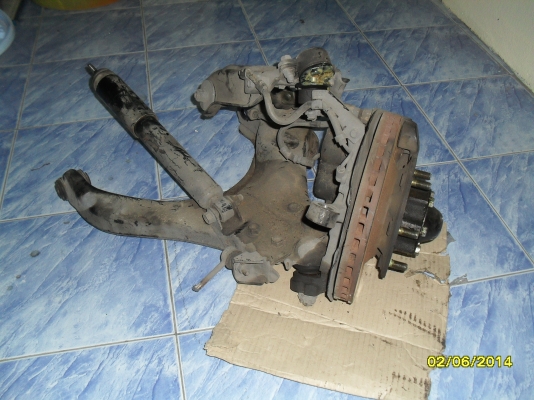 ขายดุมล้อ D-MAX HILANDER พร้อมปีกนกบน-ล่าง ครบชุดครับ