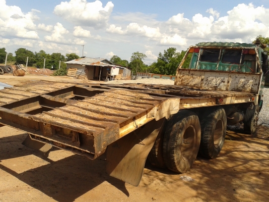 ขายรถ 10 ล้อ หางปลา 1 เพลา ( ค. HO7D 195 แรง ) ขายรถ 10 ล้อ หางปลา 1 เพลา ( ค. HO7D 195 แรง )