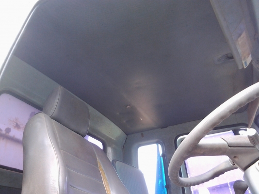 สิบล้อดั๊มพ์ร๊อคกี้ 195