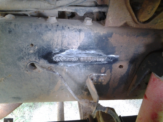 สิบล้อดั๊มพ์ร๊อคกี้ 195