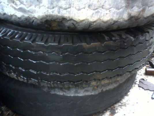 ขายกระทะรุบรรทุก 8 รู พร้อมยาง 4 เส้น  7500