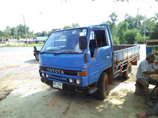 ขายสี่ล้อเครื่อง 85 พร้อมใช้เครื่องดีแชชซีสวย สีไม่สวย