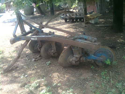 ขายฟอร์ด 6600 สองคันพร้อมอุปกรณ์ รถสวยพร้อมใช้ เอกสารพร้อมโอน