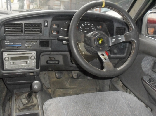 รถ ปี 97  TOYOTA MIGHTY-X 2.5 SGL  สภาพดี ราคาคุยได้