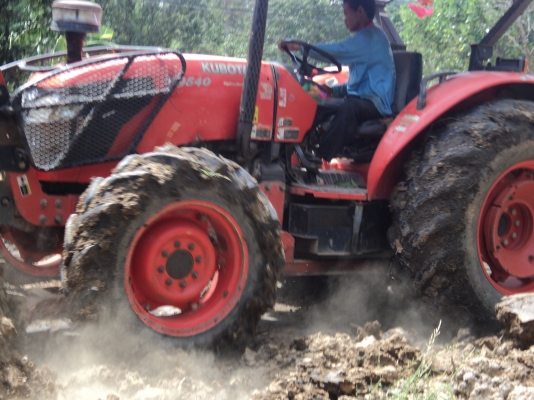 ขายm9540 แรงคูโบต้าของดีราคาถูกขายแล้วครับไปอุทัยเถ่าแก่ไร่อ้อย