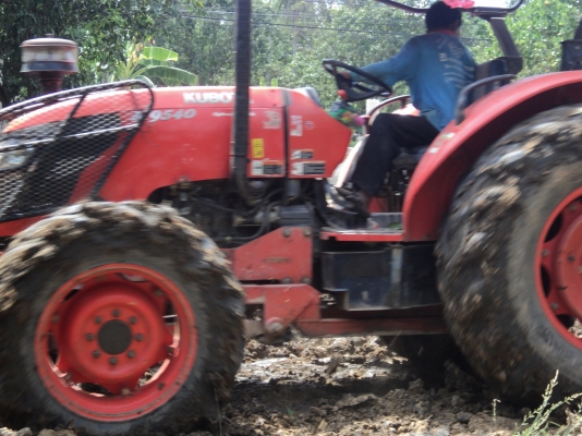 ขายm9540 แรงคูโบต้าของดีราคาถูกขายแล้วครับไปอุทัยเถ่าแก่ไร่อ้อย