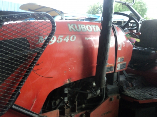 ขายm9540 แรงคูโบต้าของดีราคาถูกขายแล้วครับไปอุทัยเถ่าแก่ไร่อ้อย