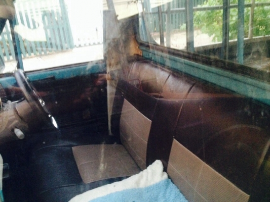 Mazda800เอกสารครบทะเบียนไม่ขาดพร้อมใช้เก็บรักษาดีมาก