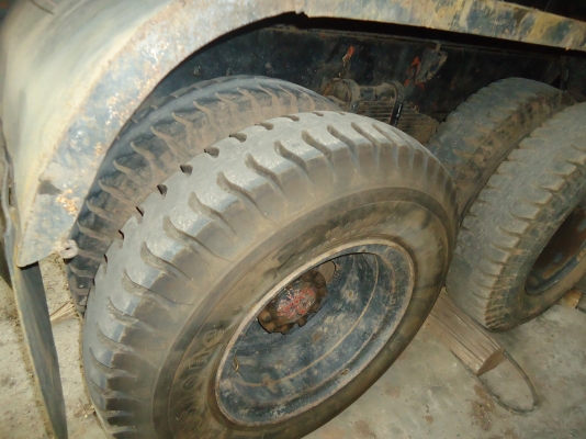 ขายด่วนรถสิบล้อFXZ23NFYเครือง240แรงม้าปี38ห้างแท้