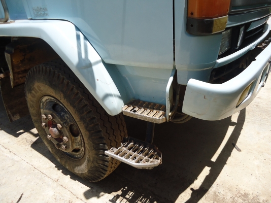 ขายด่วนรถสิบล้อFXZ23NFYเครือง240แรงม้าปี38ห้างแท้