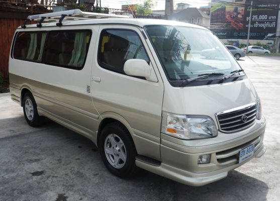TOYOTA GRAND WAGON ปี 2003 ขายรถสวย ติดแก็สNGVหัวฉีด เบาะหนัง มีผ้าม่านพร้อม ล้อMAX กระจกไฟฟ้า เครื่องเดิมๆวิ่งดีมาก ช่วงล่างแน่น ภายในสภาพสวยสุดๆ สีสวย รถพร้อมใช้งาน จัดไฟแนนได้