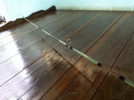 (ส่ง EMS ให้คุณธนพร จ.ประจวบคีรีขันธ์ เรียบร้อยแล้ว ขอบคุณมากครับ)ขายคันเบ็ดยาว 5 ฟุต มือสอง ตามภาพ ของลูกชาย ต่อรองได้ สามพราน นครปฐม