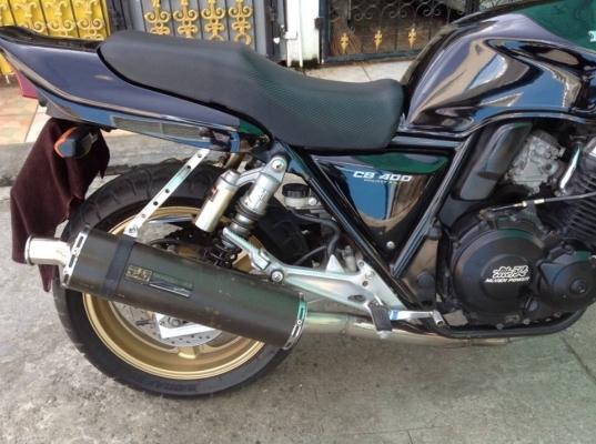 ขายหรือแลกกระบะทุกรุ่นสภาพดี ขาย HONDA CB-400 ราคา 79,000 บาท ติดต่อ คุณเอ๋รามอินทรา โทร.092-6356419