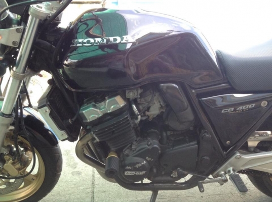 ขายหรือแลกกระบะทุกรุ่นสภาพดี ขาย HONDA CB-400 ราคา 79,000 บาท ติดต่อ คุณเอ๋รามอินทรา โทร.092-6356419