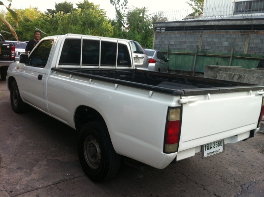 ขายด่วน ฟรอนเทียช่วงยาวร ถสวยไม่เคยชน พร้อมใช้งาน