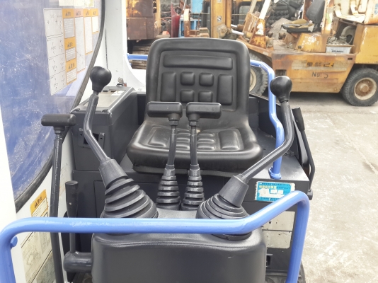 ขาย รถขุด MITSUBISHI รุ่น MM40SR แทร็กเหล็ก มิอสองญี่ปุ่น ขาย รถขุด MITSUBISHI รุ่น MM40SR แทร็กเหล็ก มิอสองญี่ปุ่น