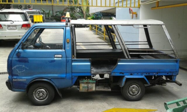 27000ยอมขาดทุนคับ ร้อนตังค์..กะป๊อไดฮัทสุ s60ป้ายเหลืองพร้อมใช้ ภาษี57 เอกสารตรงครบเหมาะเอาไปทำป้ายดำมาก  เครื่องแน่นคุ้มมากแน่ๆช้าอดครับ กทม.