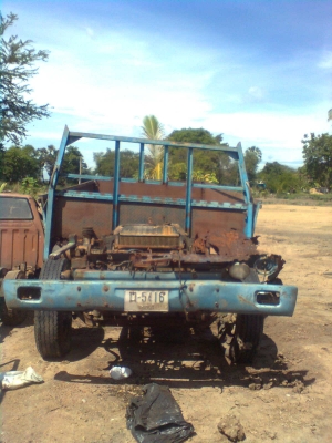 ขายซากรถ  6  ล้อ